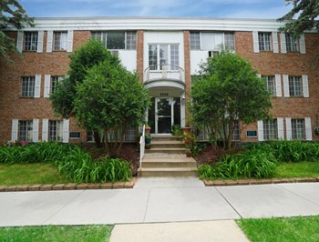 Brewster Place - Exterior